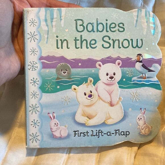 Babies in the Snow (Lift a Flap) Board Book - Picture 1 of 4